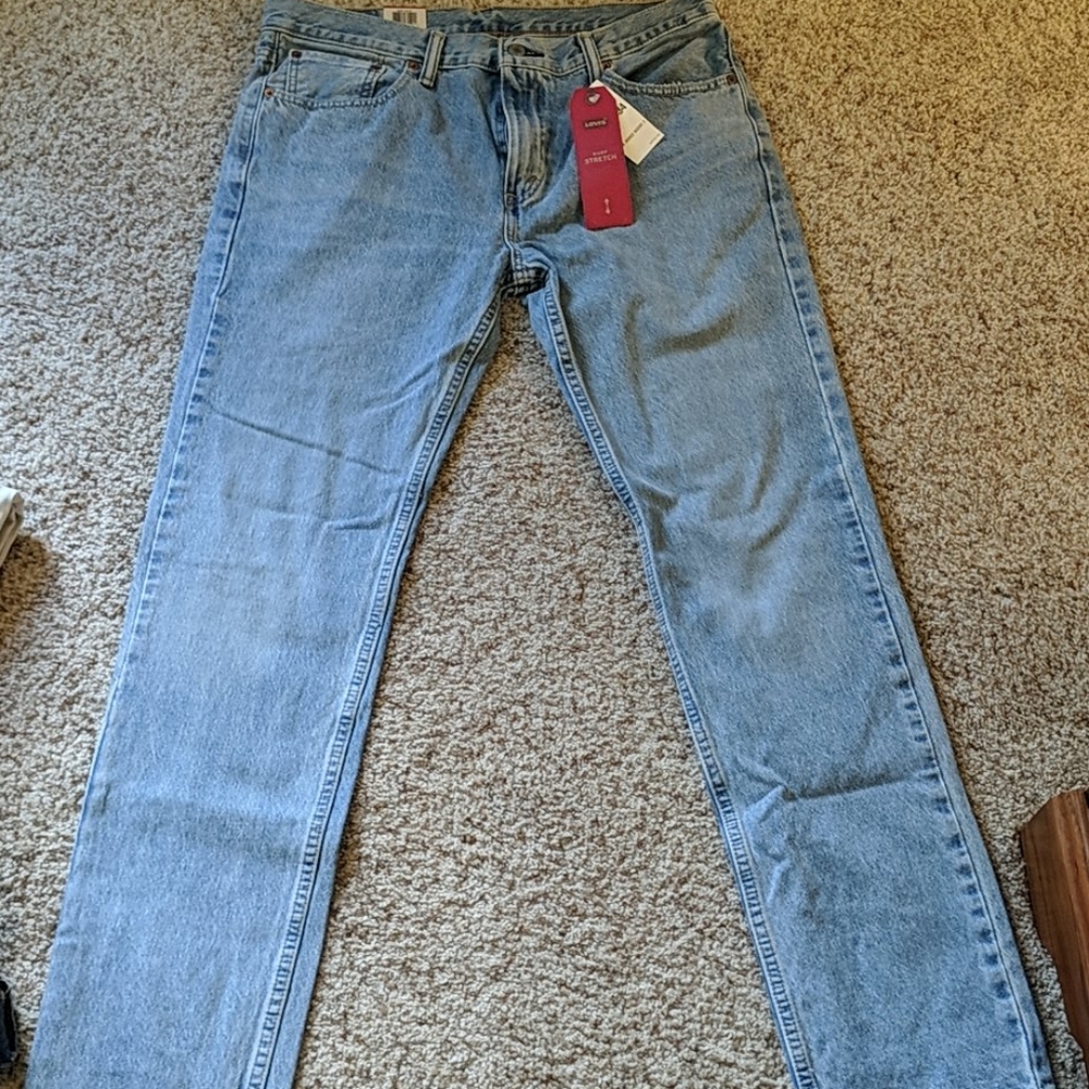 NWT Men's Levi's warp stretch  jeans 35x34